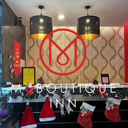 M Boutique Inn Мири Экстерьер фото